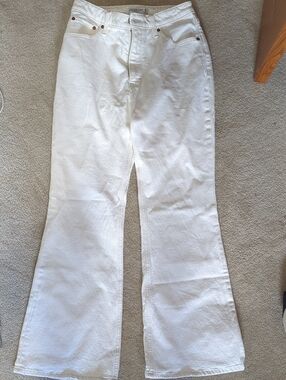 Abercrombie & Fitch White Flare Jeans